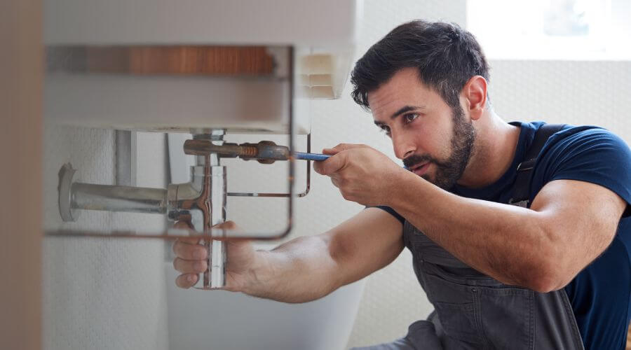 Expert burst pipe repair services in Grover Hill, OH